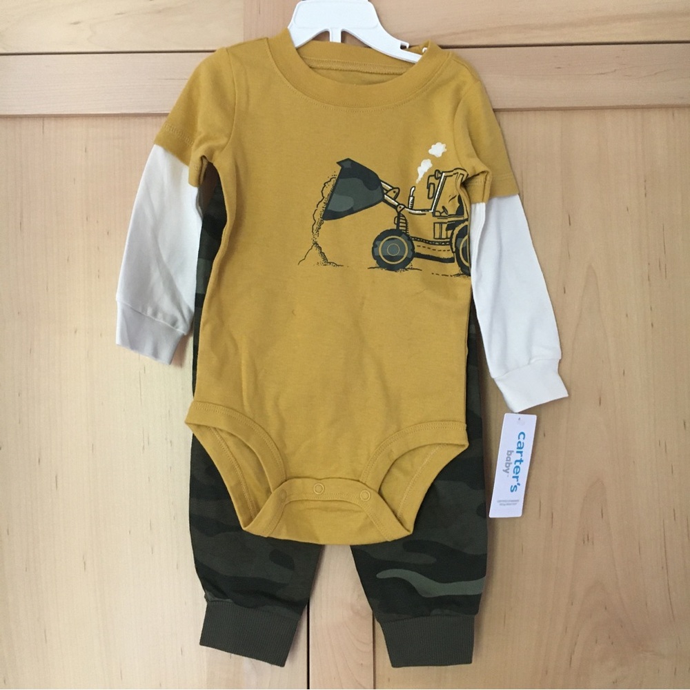 NWT Camo construction digger set from Carter’s